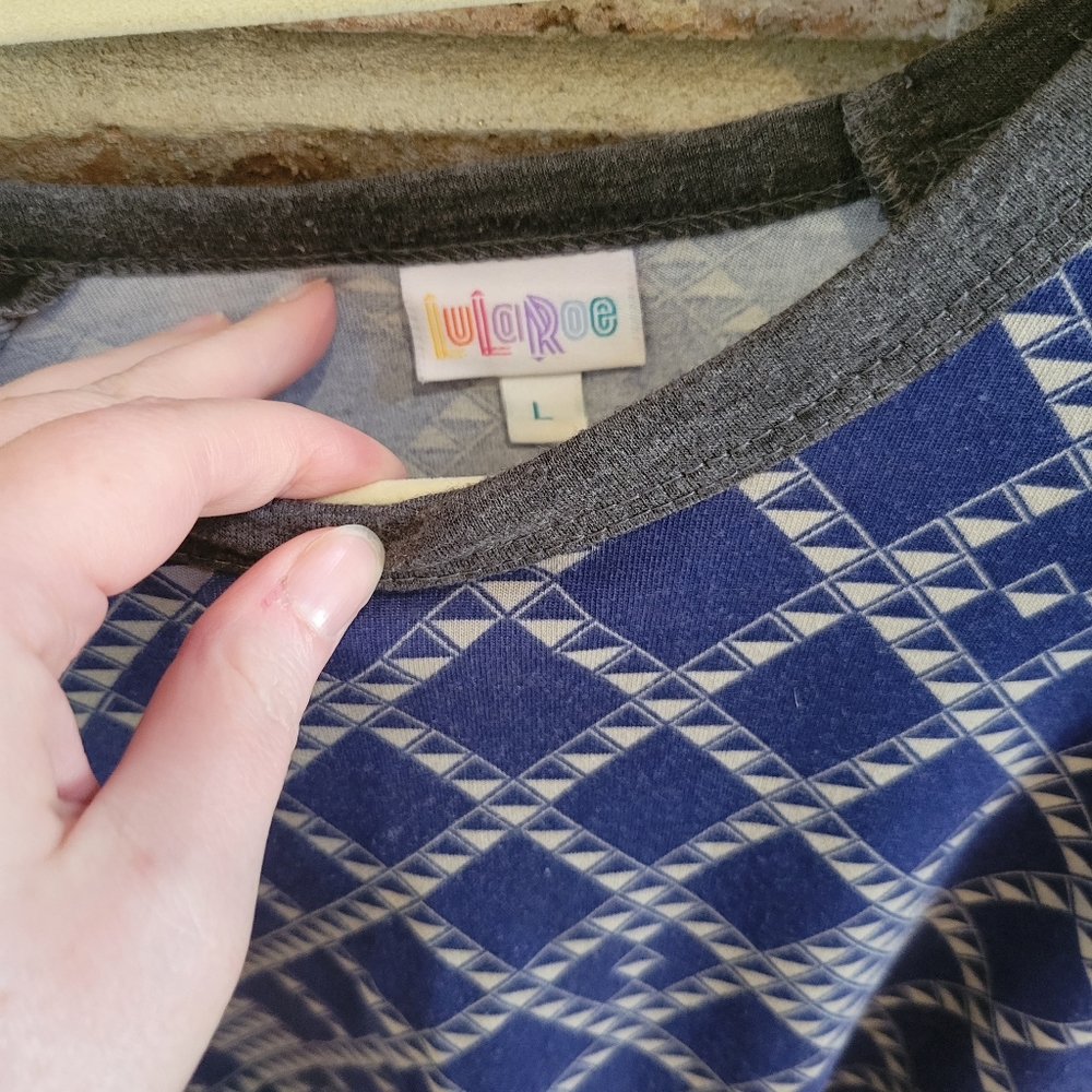 The Randy LulaRoe 3/4 Sleeve Top - Picture 2 of 3